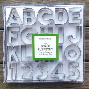 38 pc Cookie Cutter Set 🍪 Letters, numbers & bag